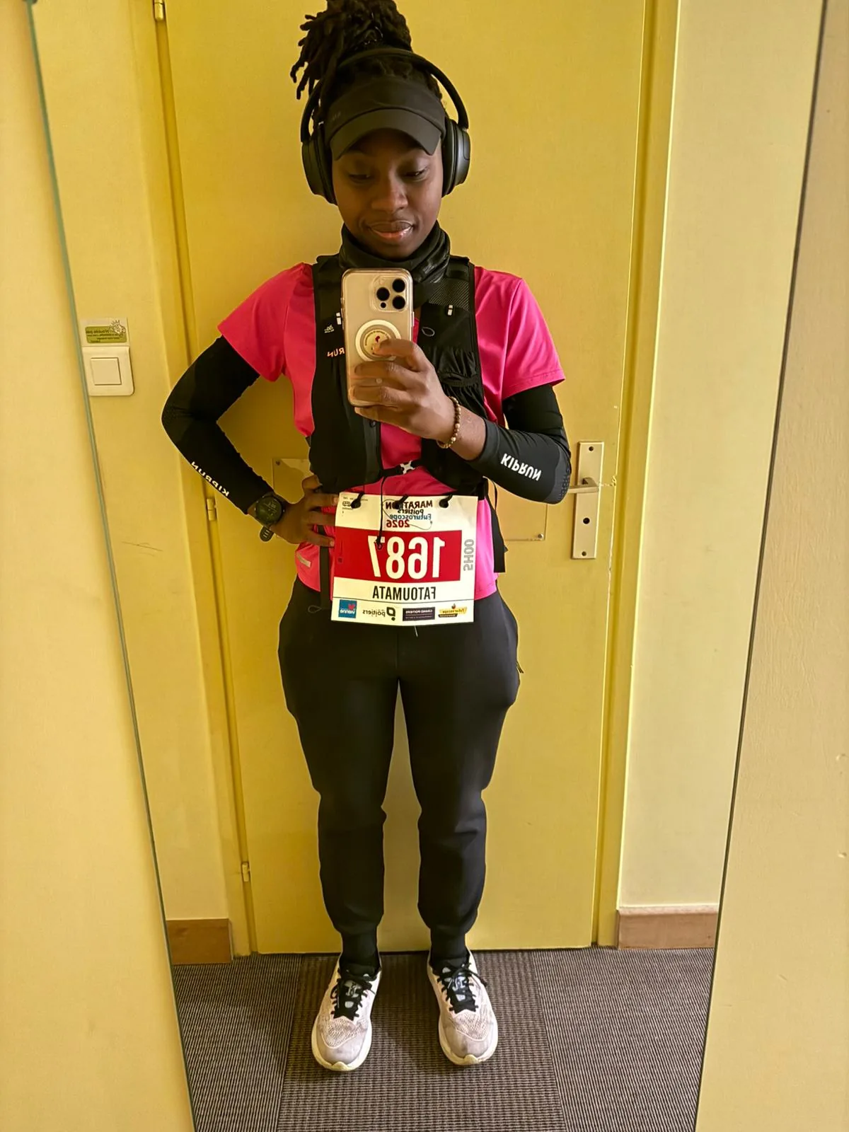 Fatoumata Dia, dossard 1687, prête pour son marathon